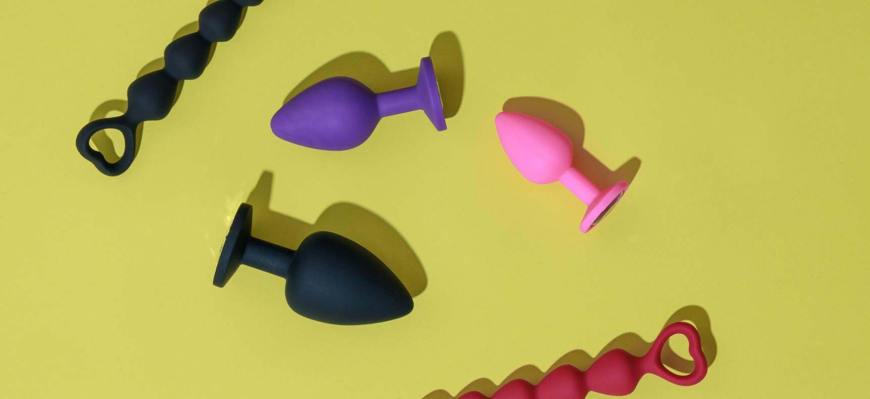Bild eines Paares in intimer Stimmung – Analsex Vorbereitung und Vertrauen – Lovesexshop.ch sex shop