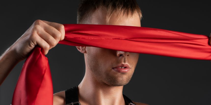Was ist ein femdom-Gespräch zwischen einem Paar, das Vertrauen und Zustimmung erkundet, lovesexshop.ch Sexshop
